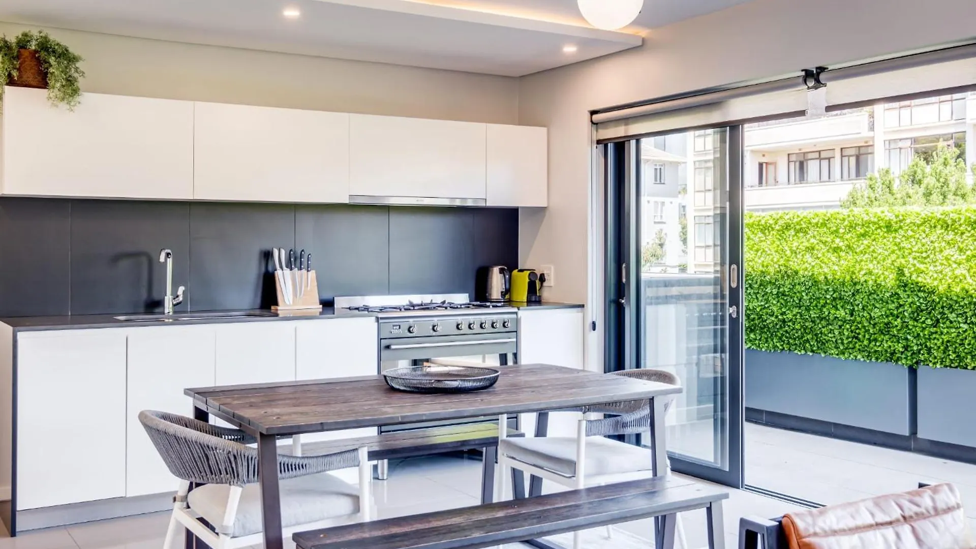 Bahati Executive Pad Cape Town